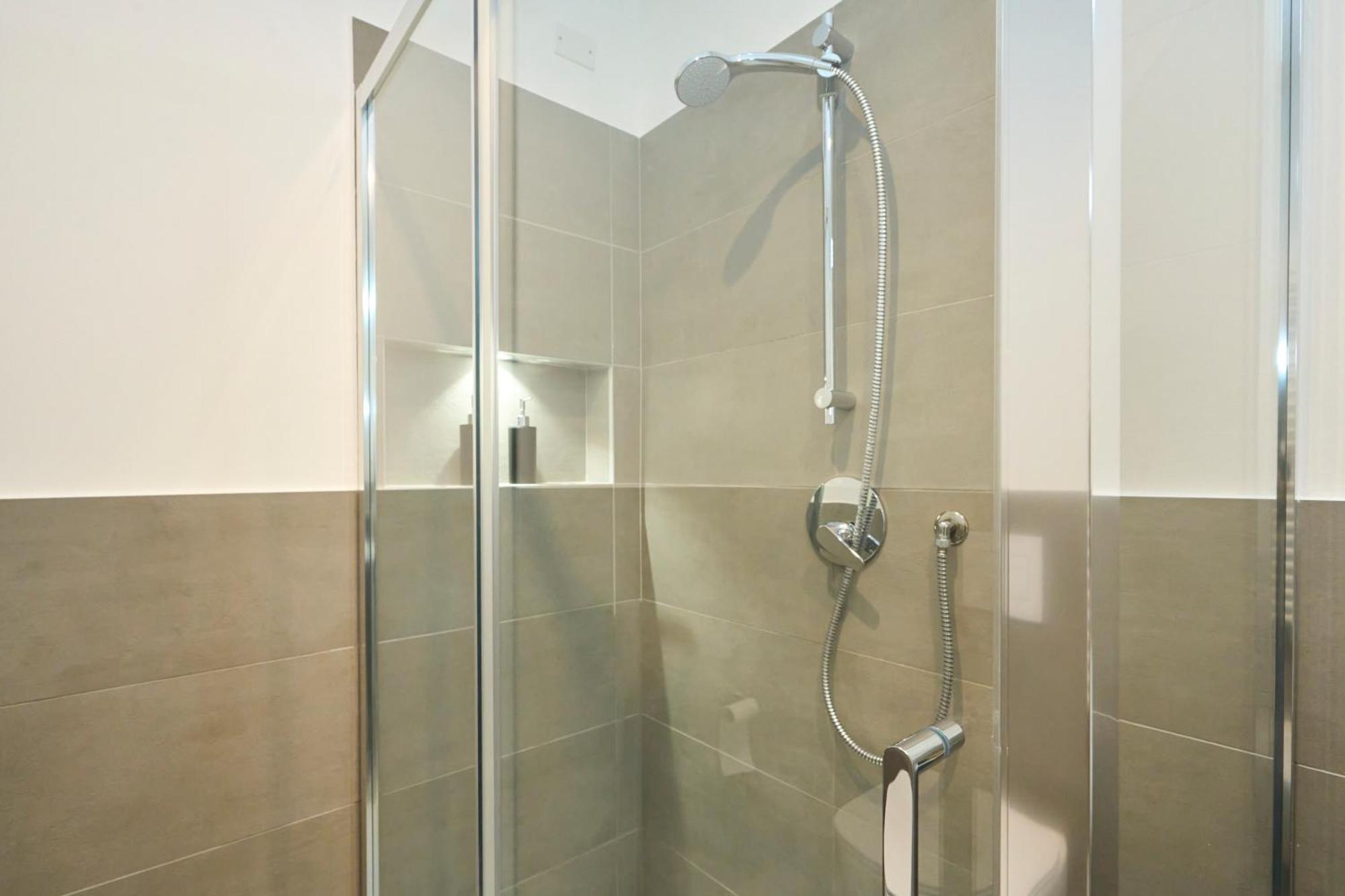 Luxury Design Suite - 20 Minutes From Duomo-Navigli 밀라노 외부 사진